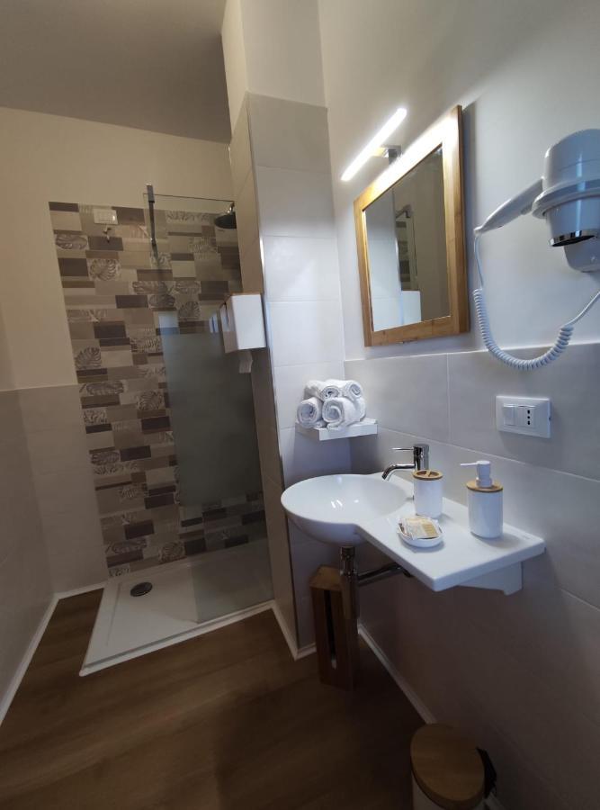 טרמולי Loremi Rooms מראה חיצוני תמונה