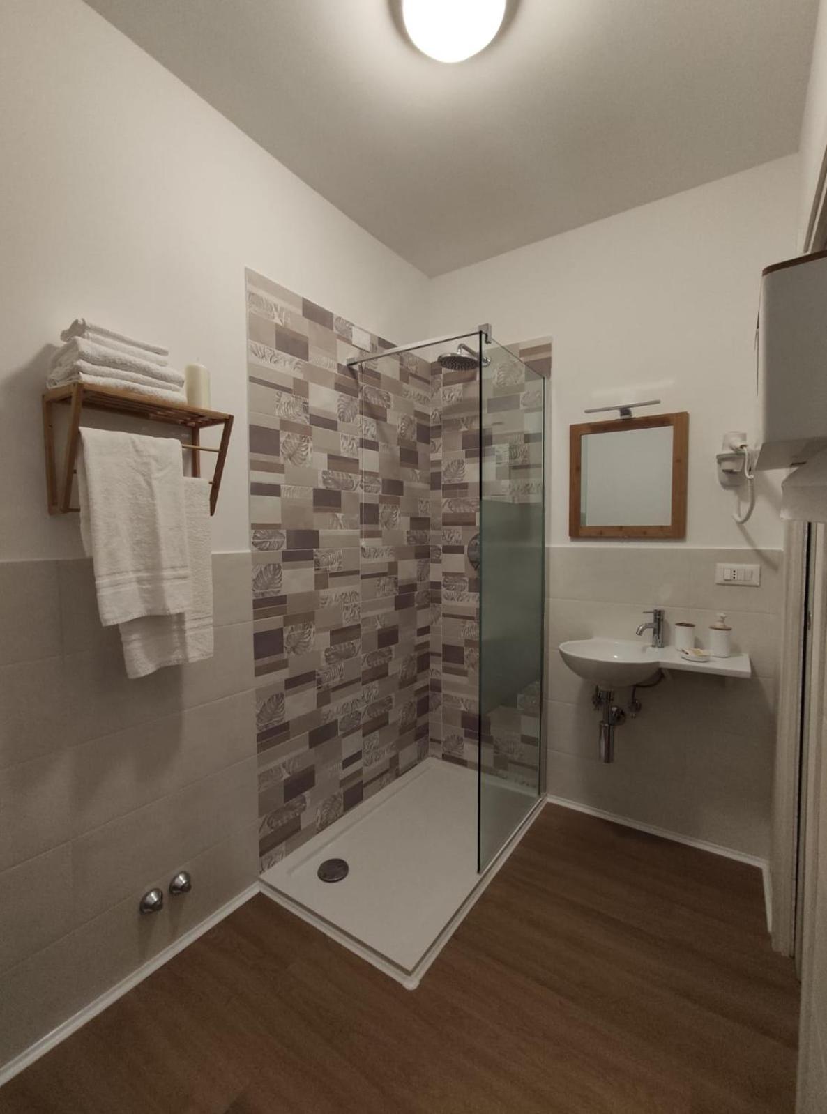 טרמולי Loremi Rooms מראה חיצוני תמונה